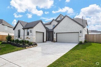 Building Photo - 5624 Frst Cv Dr