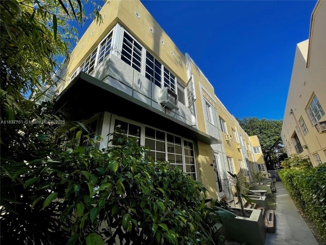Building Photo - 1521 Jefferson Ave