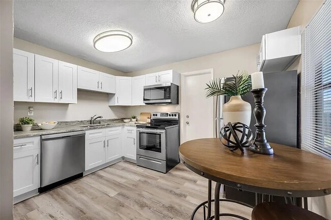 Foto del edificio - 408 61st Ave NE
