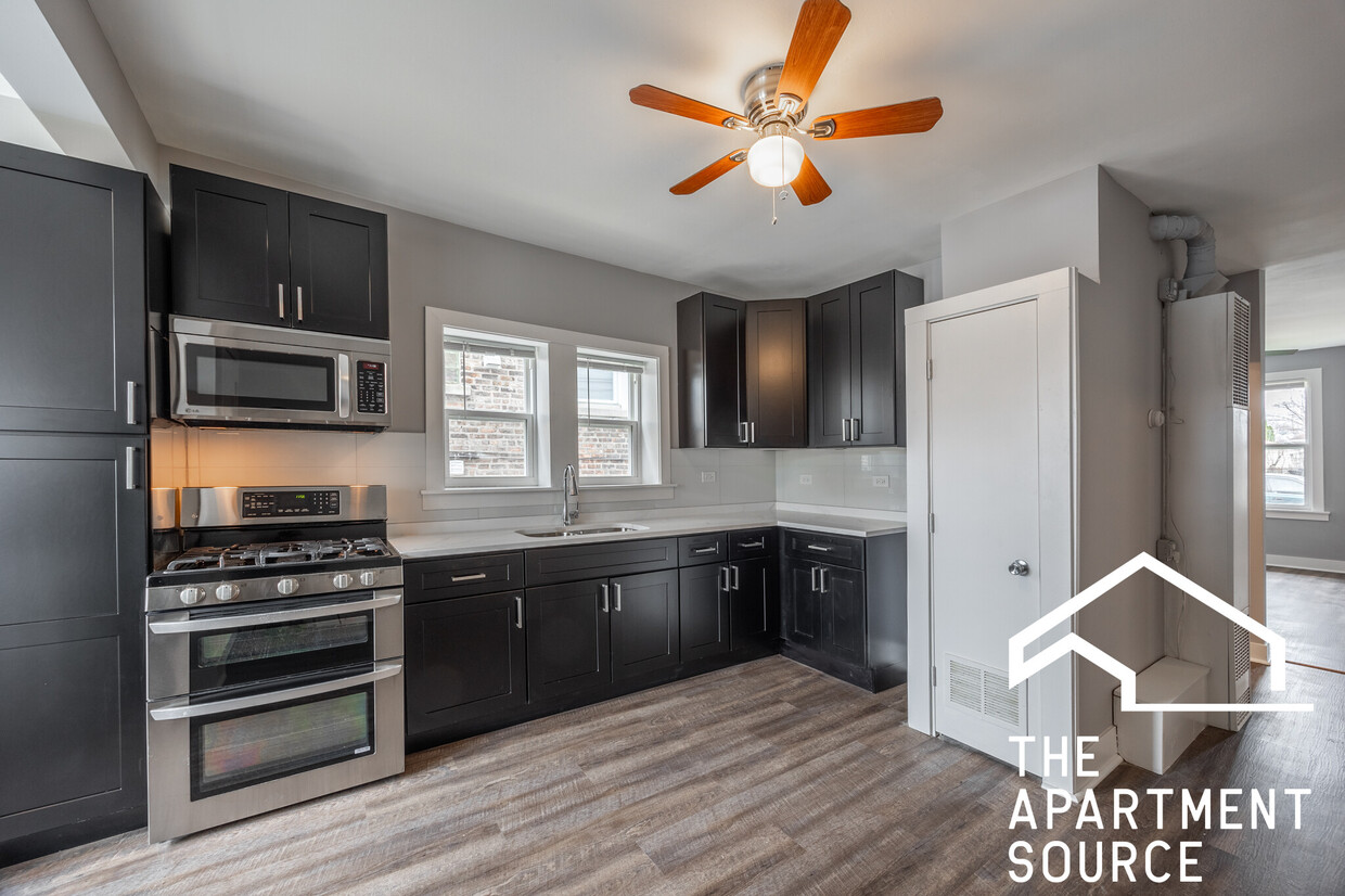 Foto principal - 5128 W Henderson St