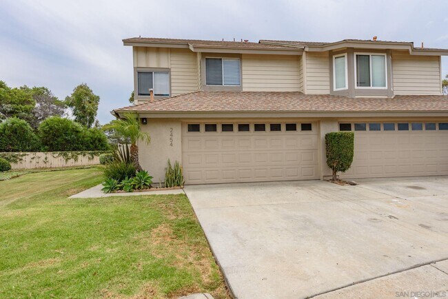 Building Photo - 2454 Manzana Way