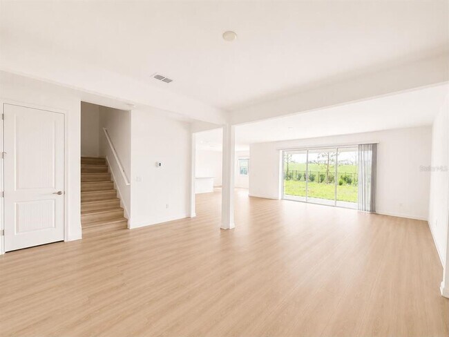Building Photo - 5806 Fabry St