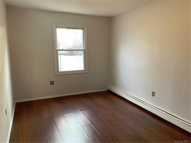 Foto del edificio - 230-18 Edgewood Ave