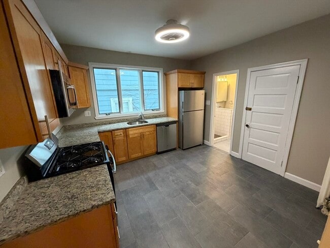 Building Photo - 37-39 Belknap St