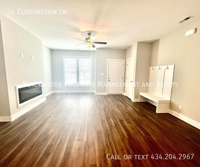 Foto del edificio - 2 Bedroom Townhome in English Commons!