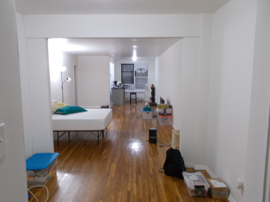 Living Space - 175 Hawthorne St