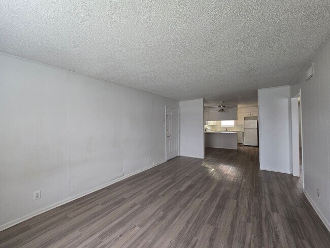 Foto del edificio - 1/2 OFF OF FIRST FULL MONTH OF RENT/ SECTION 8/HUD ACCEPTED - AVAILABLE NOW!