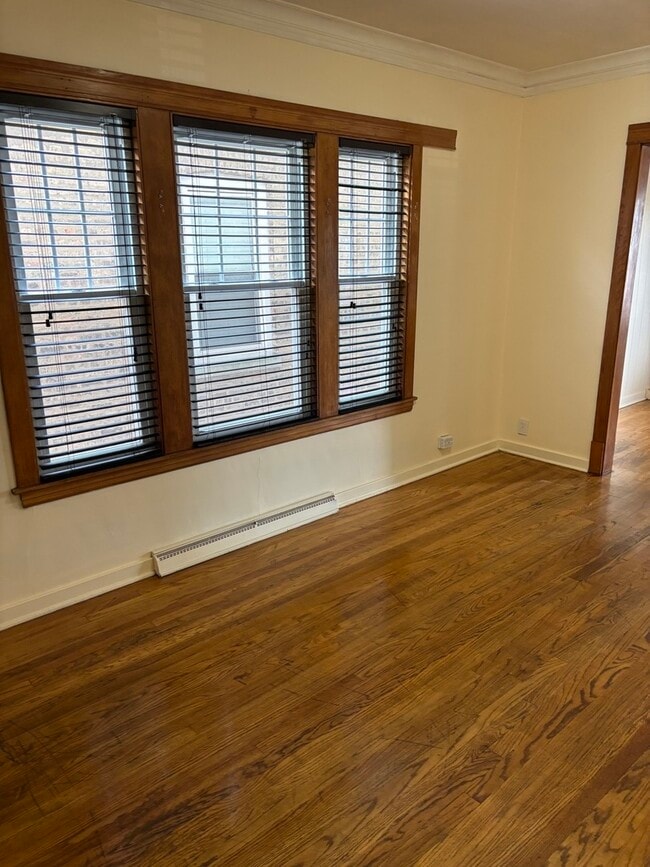 Foto del edificio - 3407 Cuyler Ave