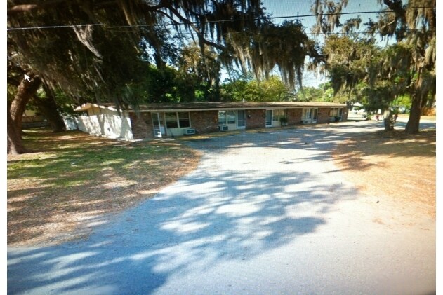 Foto principal - 5807 Wyoming Ave