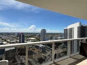 Building Photo - 1850 S Ocean Dr
