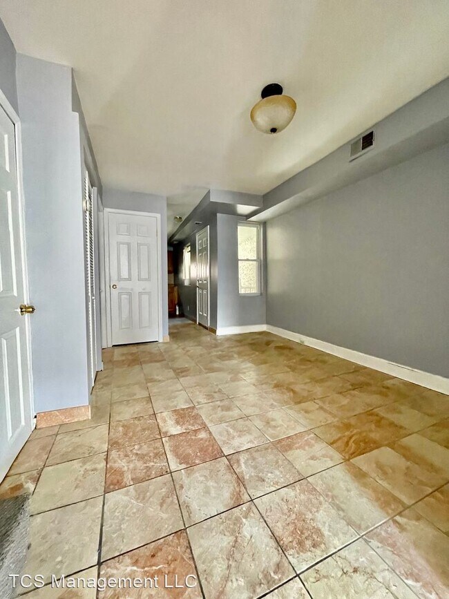 Foto del edificio - 2 br, 1 bath House - 109 West Girard Avenu...