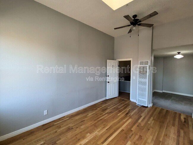 Foto del edificio - 1163 7th St W