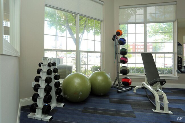 Interior Photo - Renaissance Uptown Tulsa