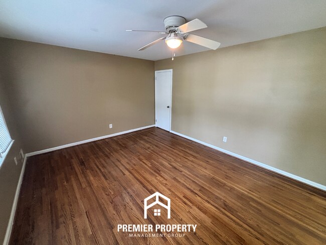 Foto del edificio - 3609 Pinson Heights Cir