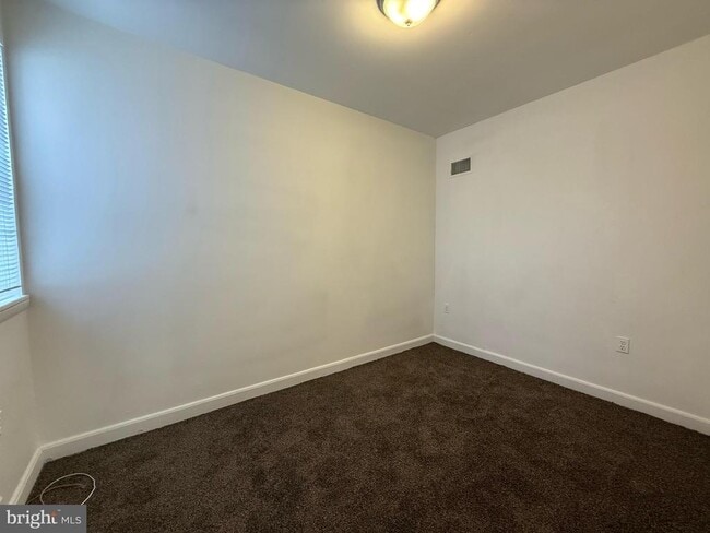 Building Photo - 2517 S Camac St