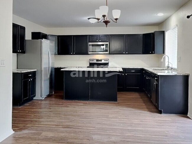 Foto del edificio - 9762 Chambers Dr