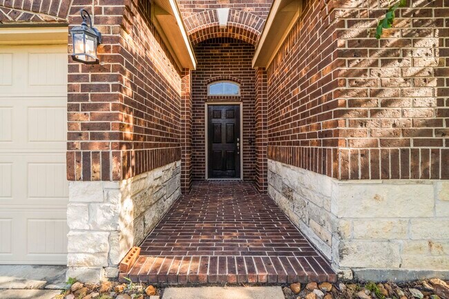 Foto del edificio - 1535 Heartwood Dr