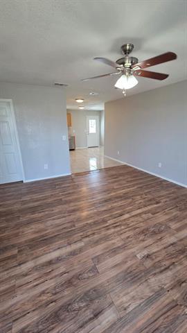 Foto del edificio - 600 Pacific St E