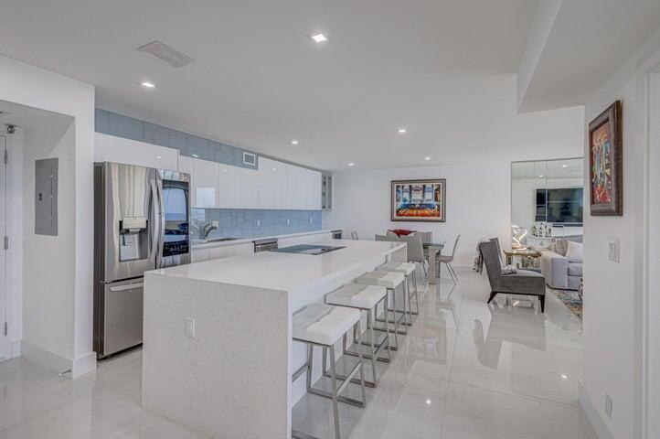 Foto principal - 5440 N Ocean Dr