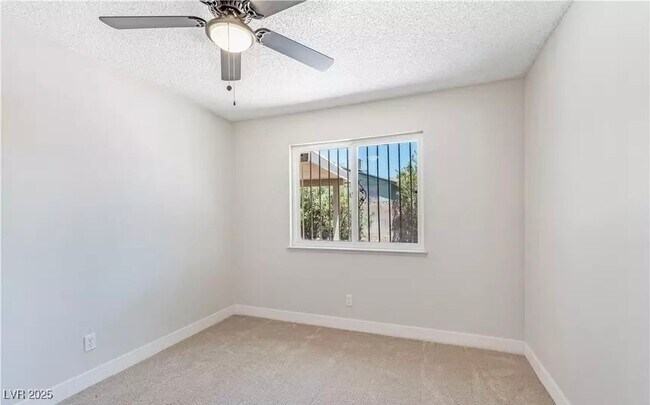 Foto del edificio - 3904 Stormcrest Dr