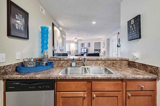 Building Photo - 3432 Imperator Lane #202, Louisville KY 40245