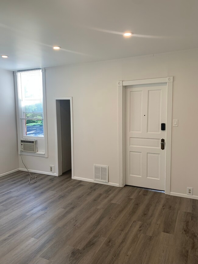 Living Room entrance view - 1620 S 1000 E