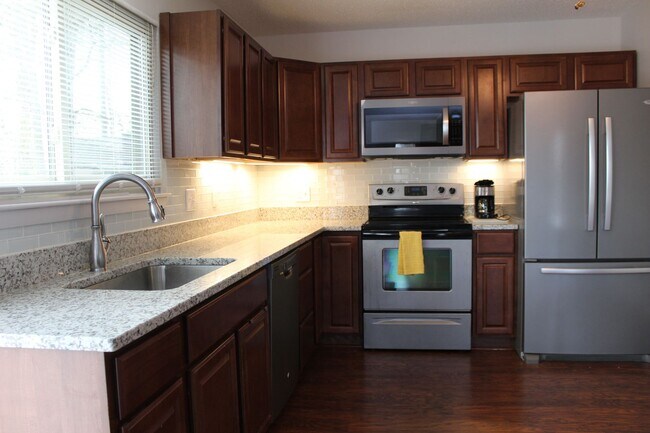 Foto del edificio - LAKE CHRISTOPHER