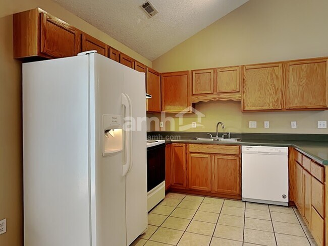 Foto del edificio - 1473 Lewisburg Pointe Dr