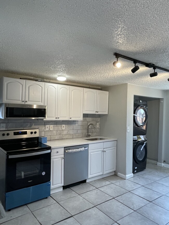 Foto del edificio - 3501 Kipling St