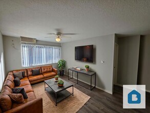 Building Photo - 233 E Arvada St