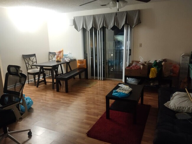 Foto del edificio - 9523 University Terrace Dr