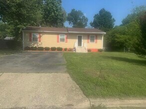 Building Photo - 4713 Craddock Ave