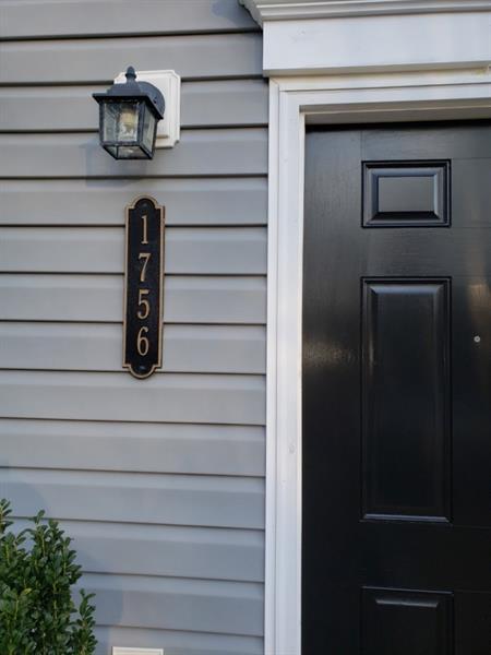 Building Photo - 1756 Devon Dr
