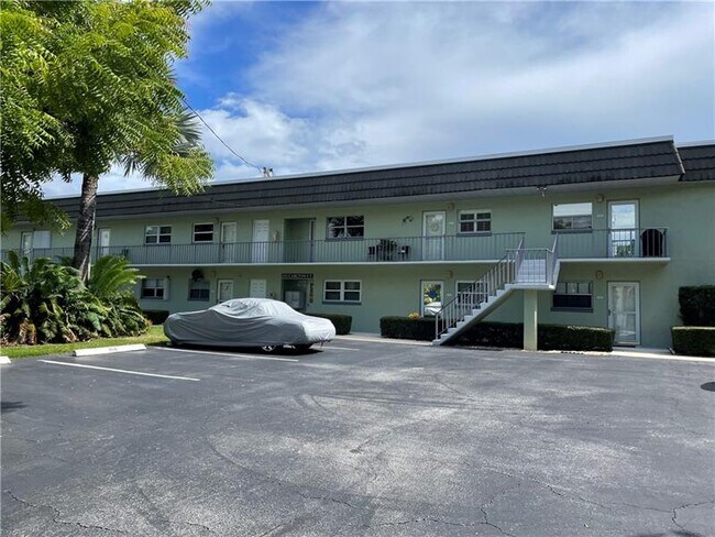 Foto del edificio - 1151 Carlton Ct