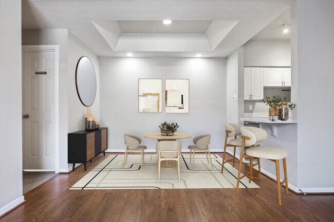 Foto del edificio - 4041 Drake St