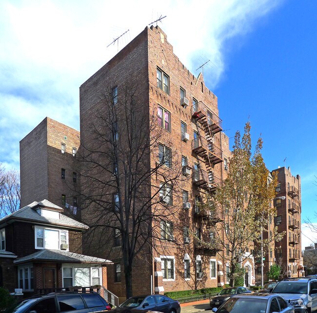Foto del edificio - 505 Elmwood Avenue