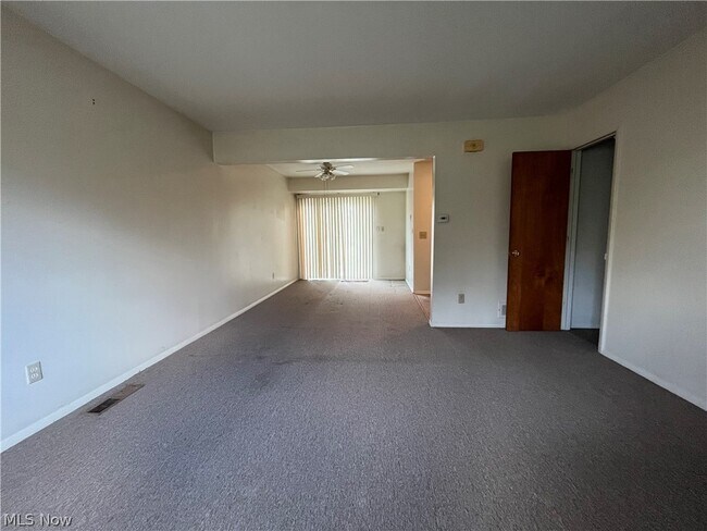 Building Photo - 773 Akron Blvd