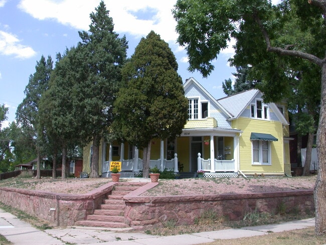 Foto del edificio - 804 E Kiowa St