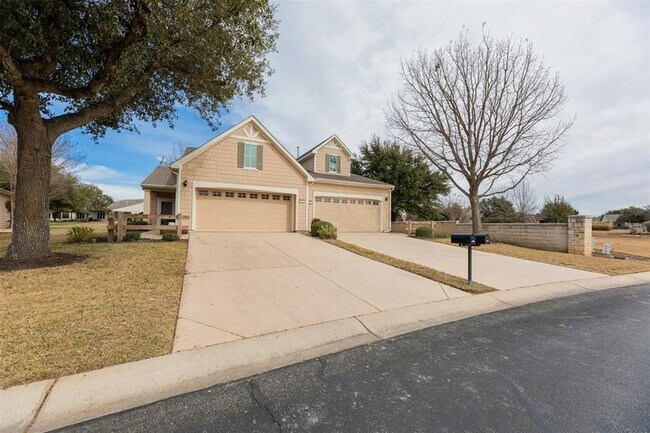 Building Photo - 104 Honey Creek Trail
