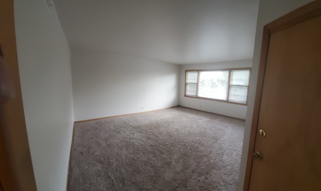 Foto del edificio - 3180 W Meadow Ln Dr