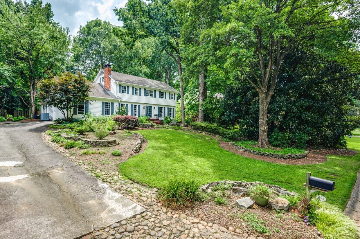 Primary Photo - 1733 Kellogg Springs Dr