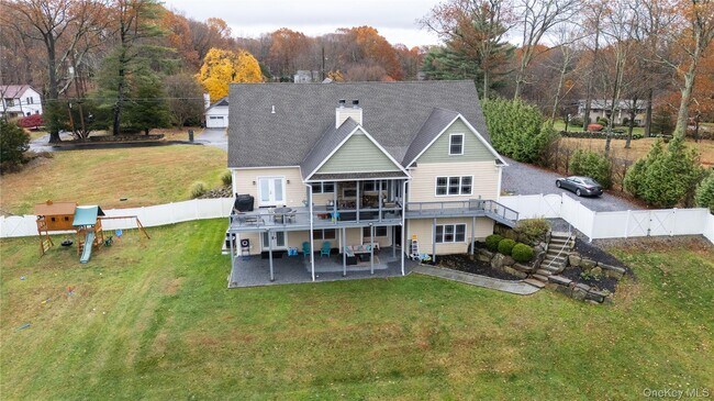 Foto del edificio - 49 Cherry Hill Rd