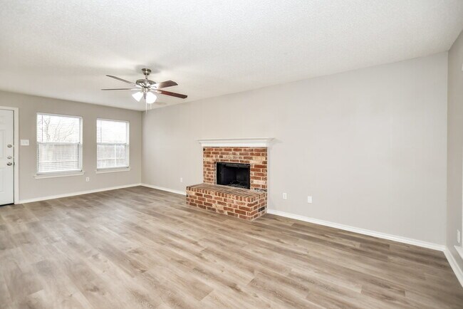 Building Photo - 2529 Tiber River Ln