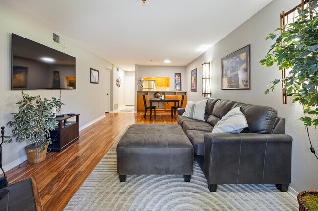 Foto del edificio - 198 Oriole Cir