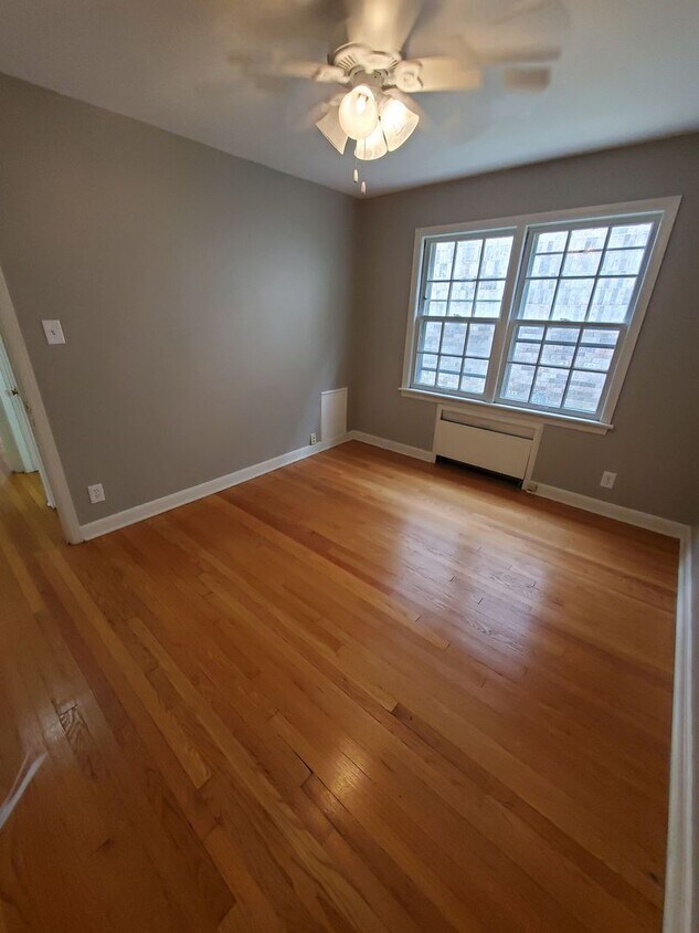 Foto principal - 512-524- E Henry Clay St