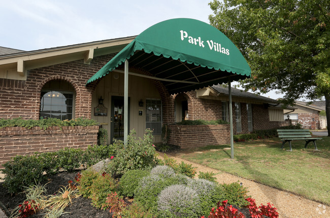 Building Photo - Park Villas Townhomes