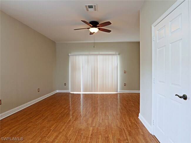 Building Photo - 3618 Pine Oak Cir