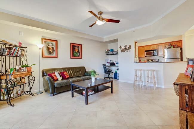 Building Photo - 12955 Positano Cir