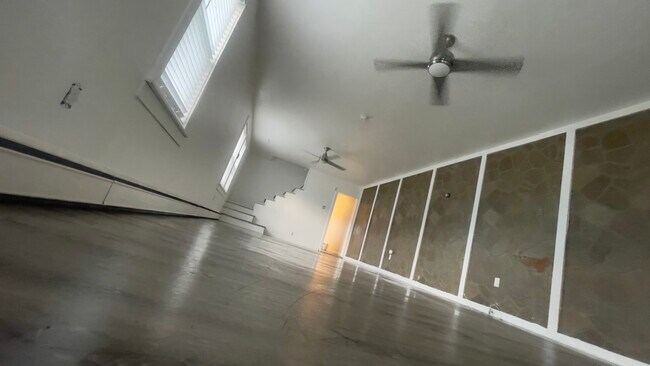 Foto del edificio - 931 S Filmore St
