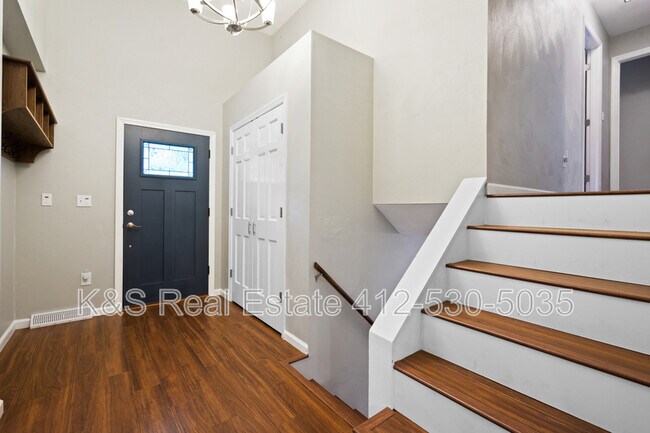 Foto del edificio - 2490 Coulterville Rd